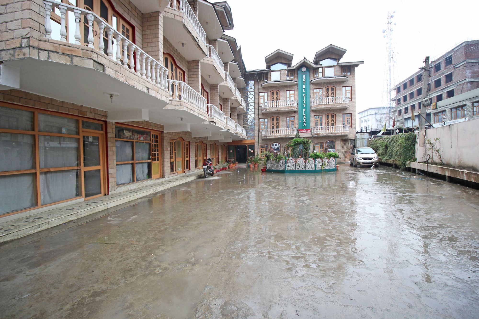 Oyo 4694 Hotel City Plaza Srinagar  Exterior photo